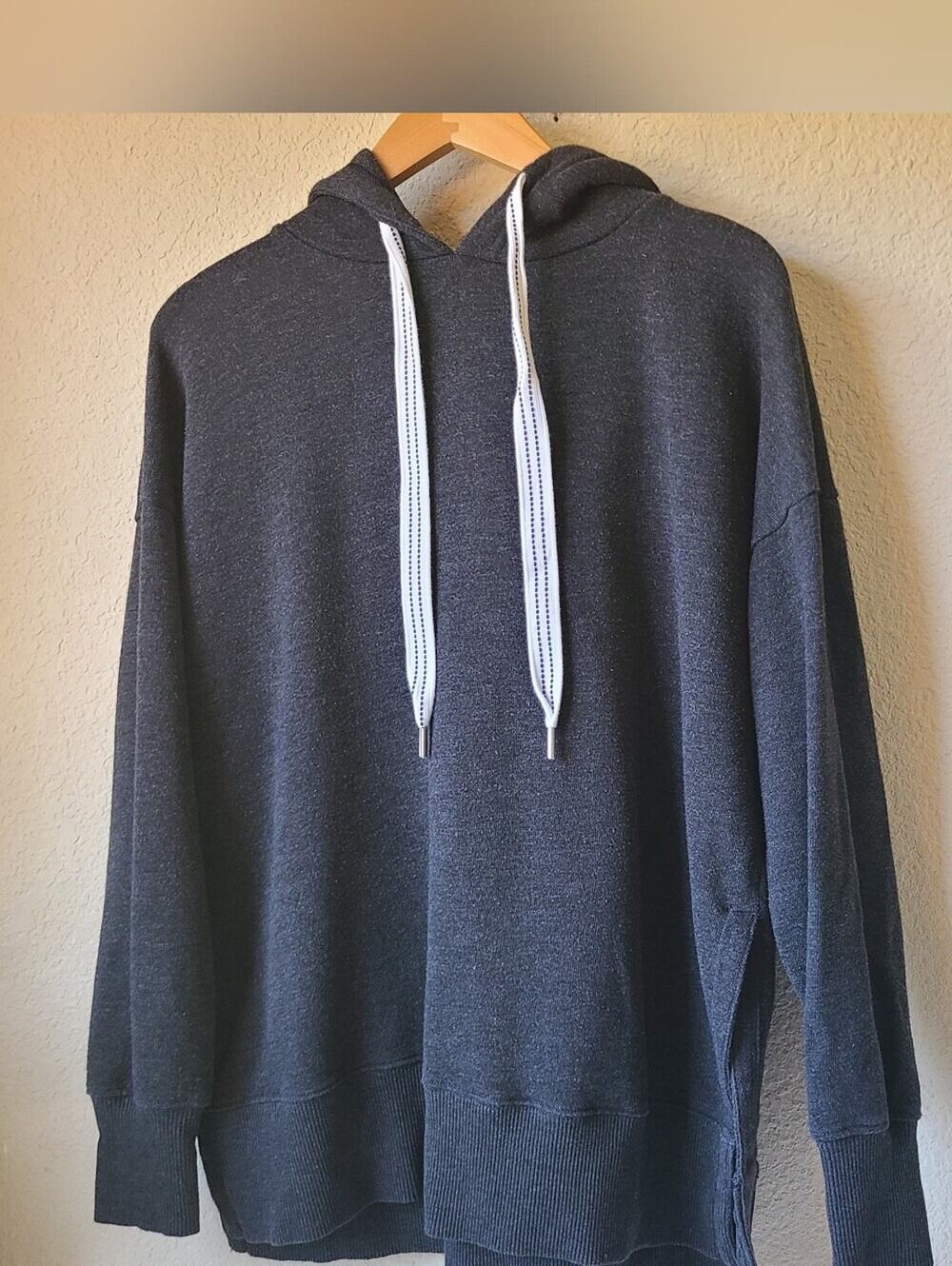 Aerie Pull Over Hoodie Women's Size S